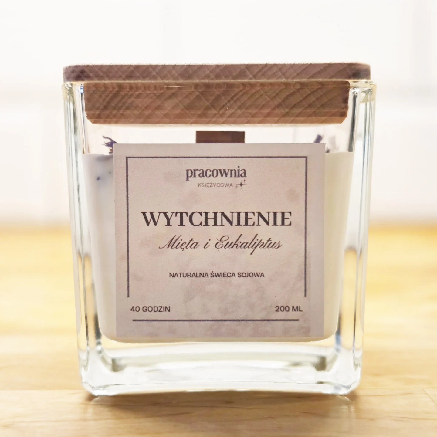 Wytchnienie / świeża mięta & eukaliptus - świeca sojowa w eleganckim szkle